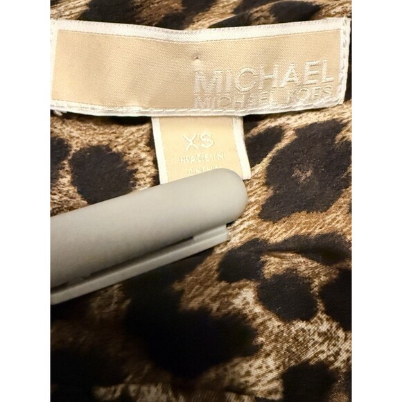 Michael Kors Womens Top Full Zip Roll Tab Sleeve Leopard Animal Print Sz XS - Picture 4 of 13